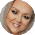 Nikki C.
